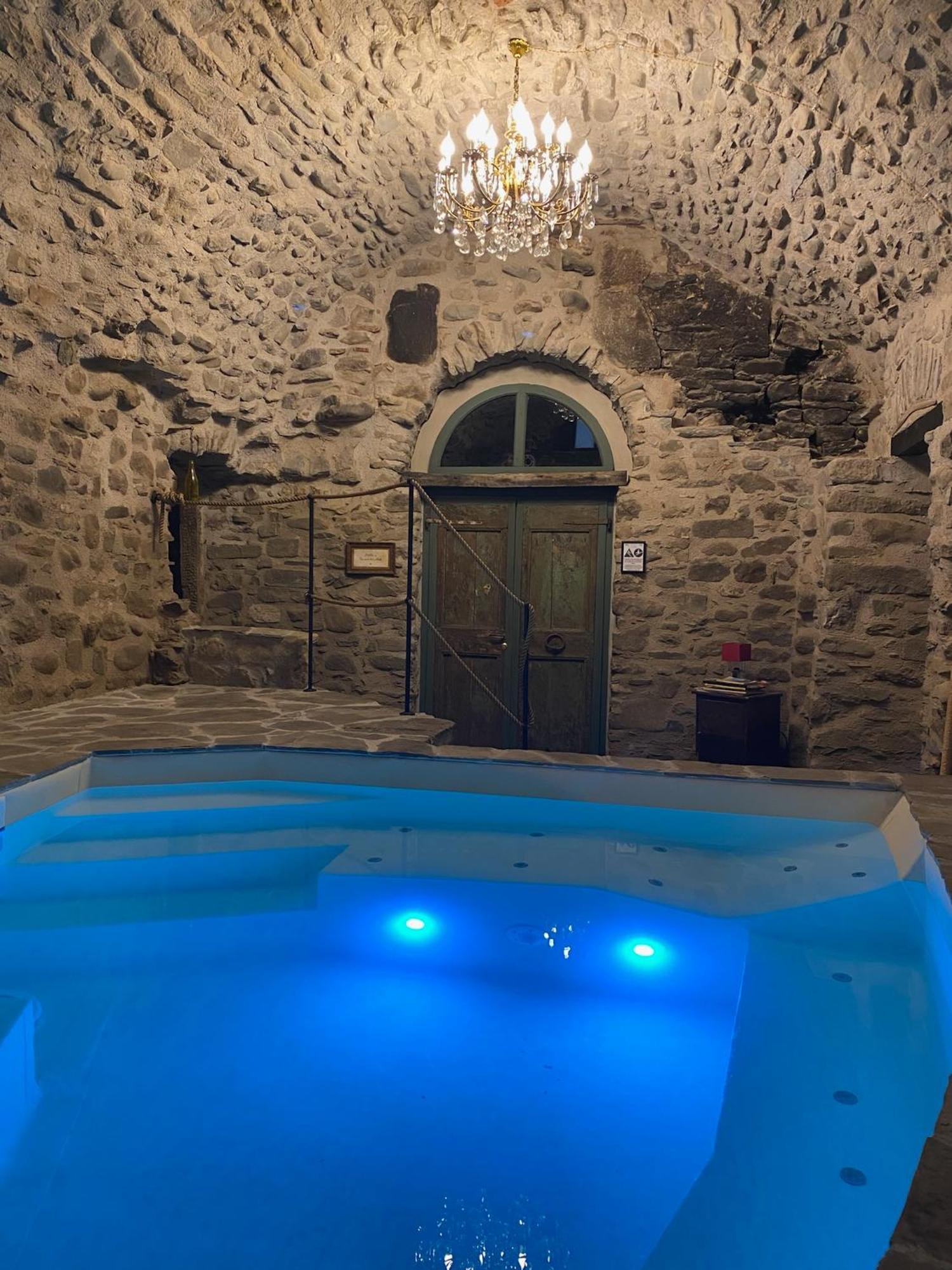 La Casa Medievale Suites E Spa Понтремолі Екстер'єр фото